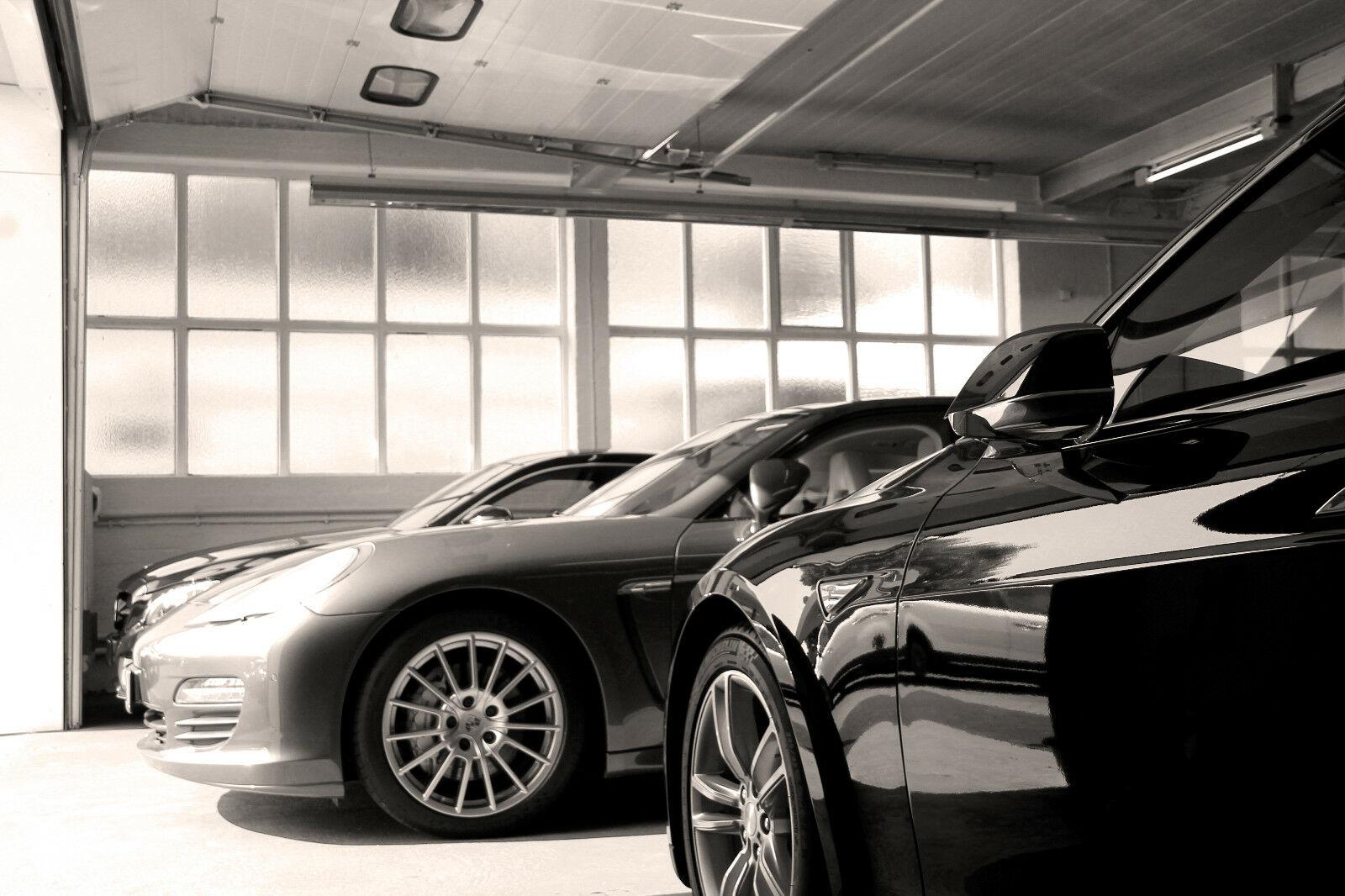showroom-image-top