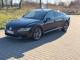 Volkswagen Arteon 2.0 TDI SCR 176kW DSG 4MOTION R-Line ... - VW Arteon von privat