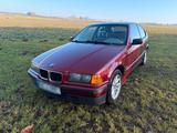 BMW E36 316i Compact Automatik Klima Schie... - BMW 316 aus 1994: 316i