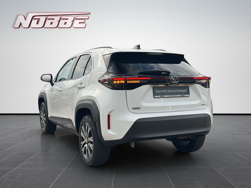 Toyota Yaris Cross Hybrid 130 Teamplayer *Winter-Paket* imagem 3