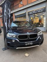 BMW Bmw X5 xDrive30d 258CV Luxury - BMW X5 mit Diesel-Antrieb: Kombi