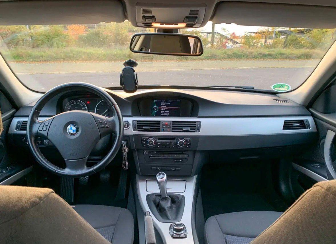 BMW 316 2010 — photo 8