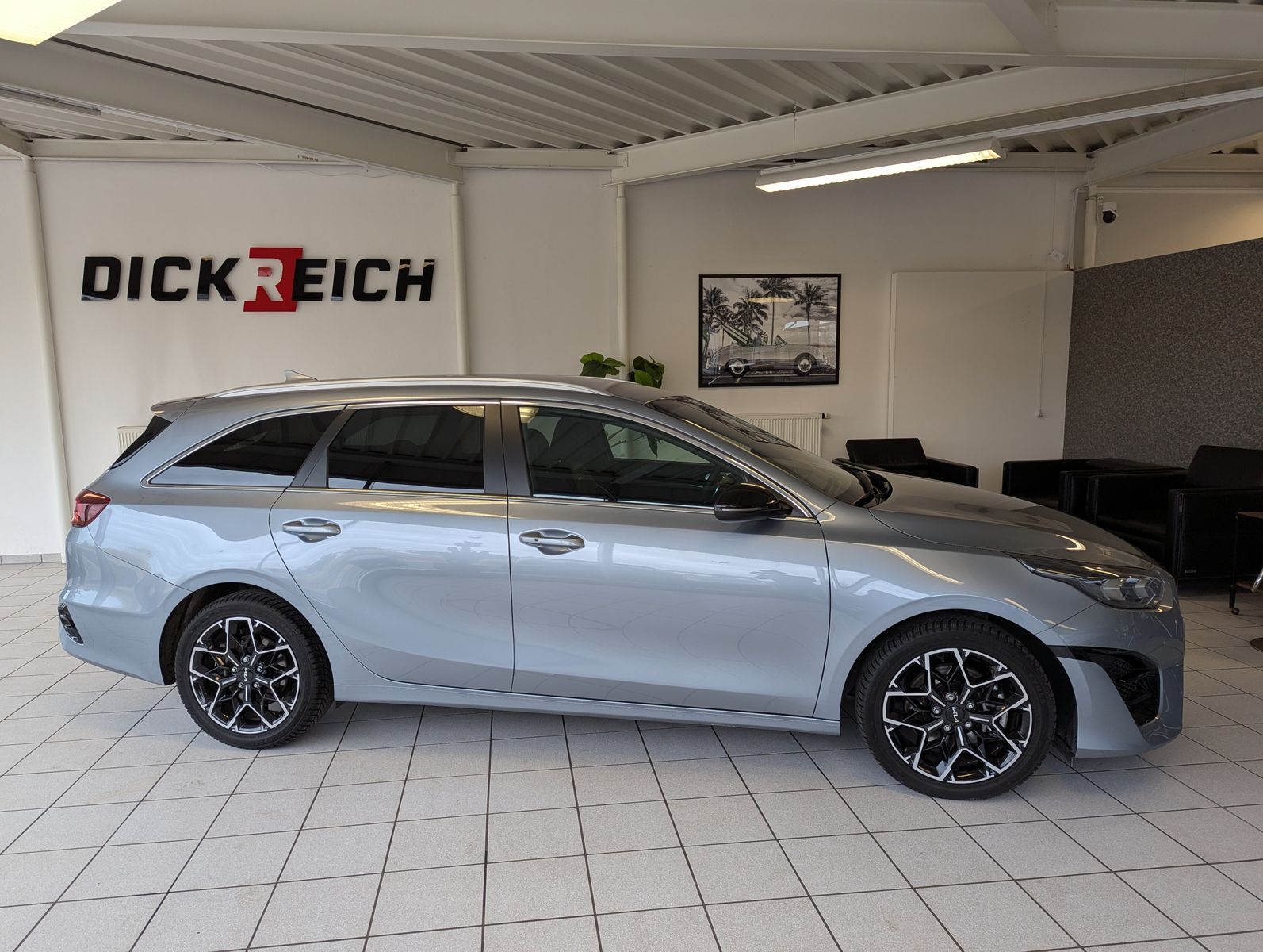 Fahrzeugabbildung Kia cee'd Sportswagon 1.5 GT Line SW LED JBL Cam 7J