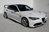 Alfa Romeo Giulia 2.9 V6 Quadrifoglio 375KW 2/17 - scheckheftgepflegte Alfa Romeo Giulia