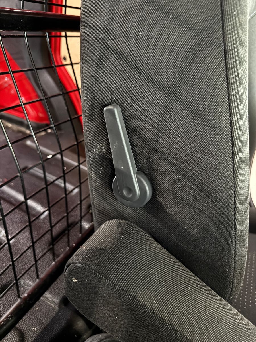 Fahrzeugabbildung Ford Tourneo Courier 1.5 TDCI TREND SERVICE & TÜV NEU