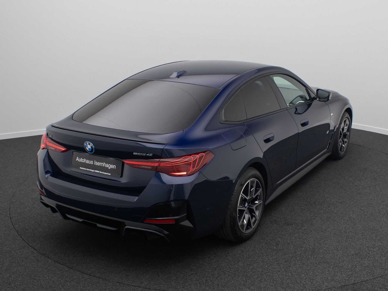 Fahrzeugabbildung BMW i4 eD40 Gran Coupe M Sport Pro 360°DAB Alarm HUD