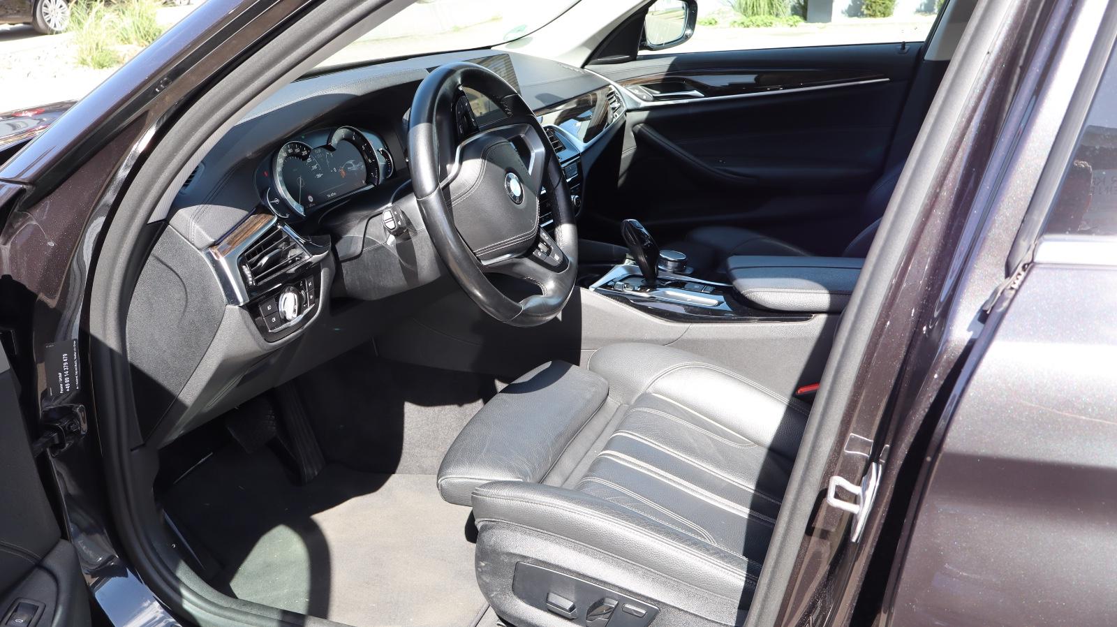 BMW 530 5 Limousine 530 i xDrive Luxury Line