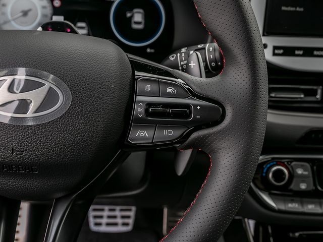Hyundai i30 1.6 N Line Fernlicht-Assistent Kamera Navi