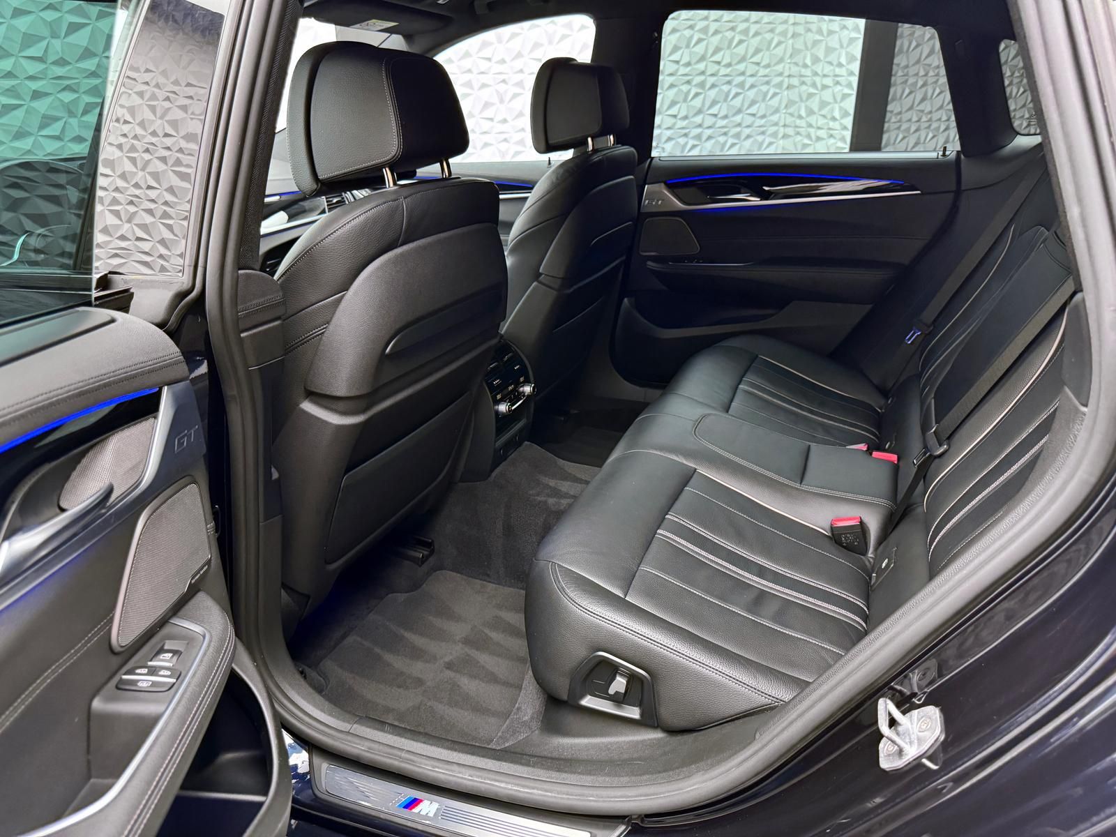 Fahrzeugabbildung BMW XDR/M-PAKET/AKTIVLENK/NIGHTV/ACC/H&K/LUFT/PANO
