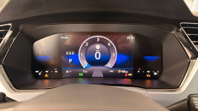 Volkswagen Touran ENERGY 2,0lTDI 150PS 7-Gang DSG, AHK, LED