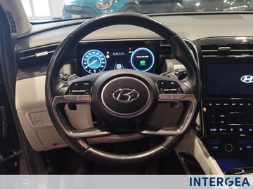 Hyundai TUCSON - 12