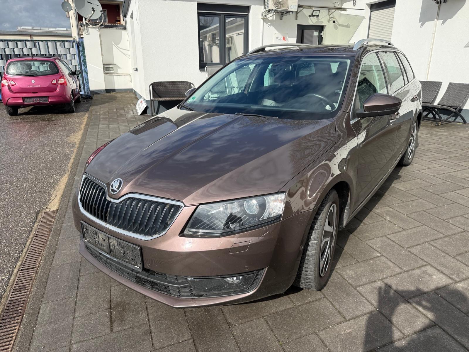 Skoda Octavia Combi Style 150PS Xenon Panoramadach