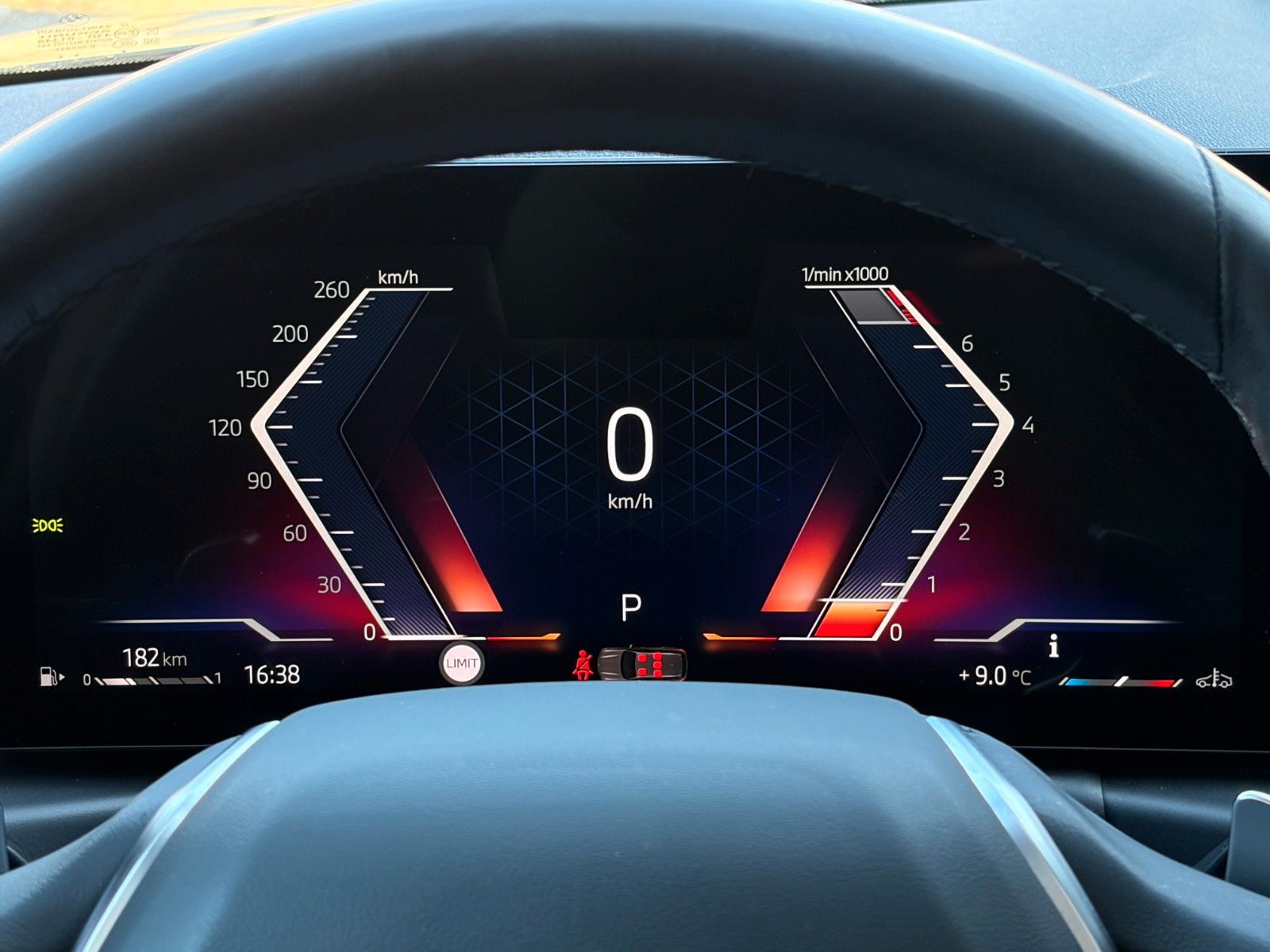 Fahrzeugabbildung BMW 330i Touring LEDER AKUSTIK PANO LED HiFi CarPlay