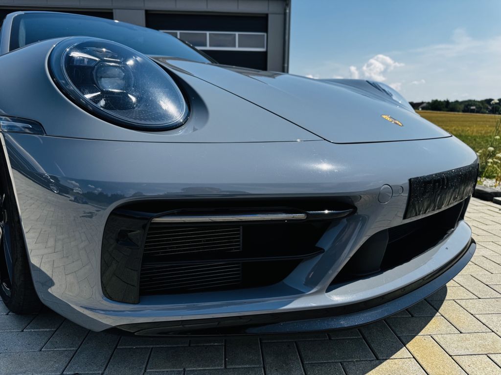 Image of Porsche 992
