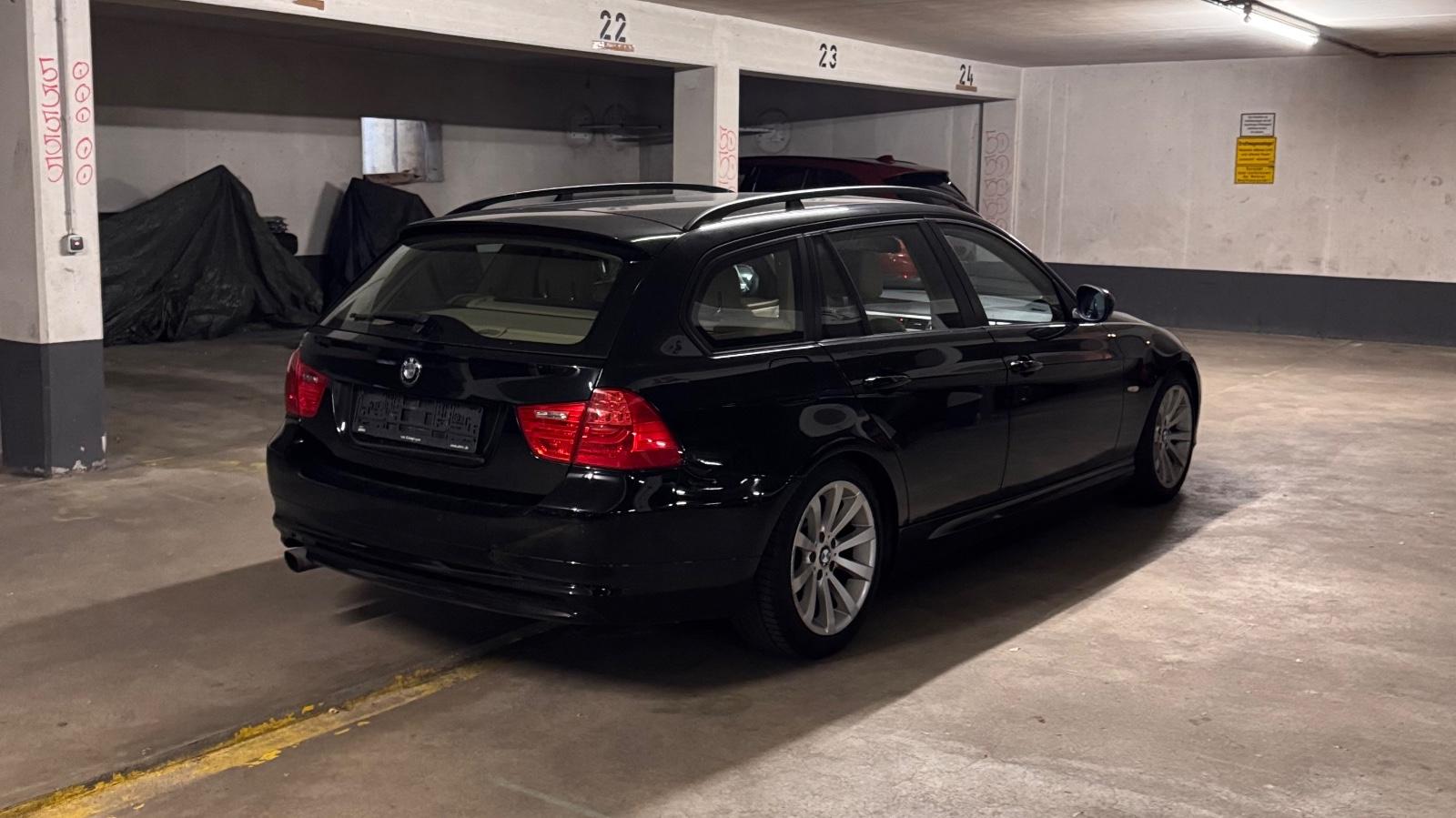 BMW 320 2010 — photo 5