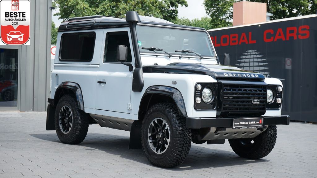 LAND ROVER Defender