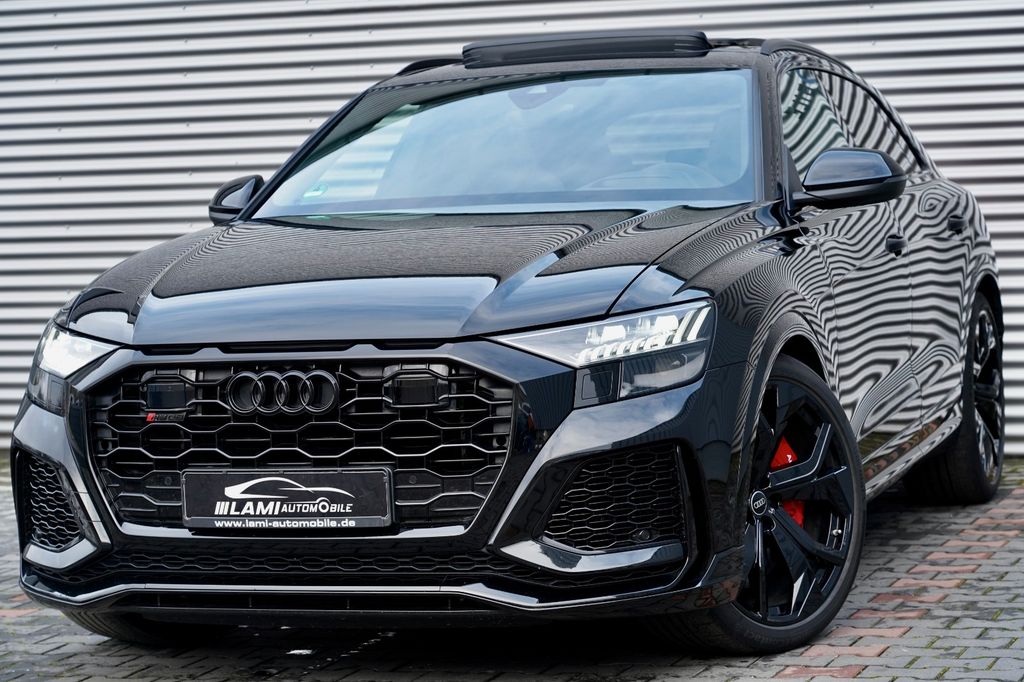 Audi RSQ8