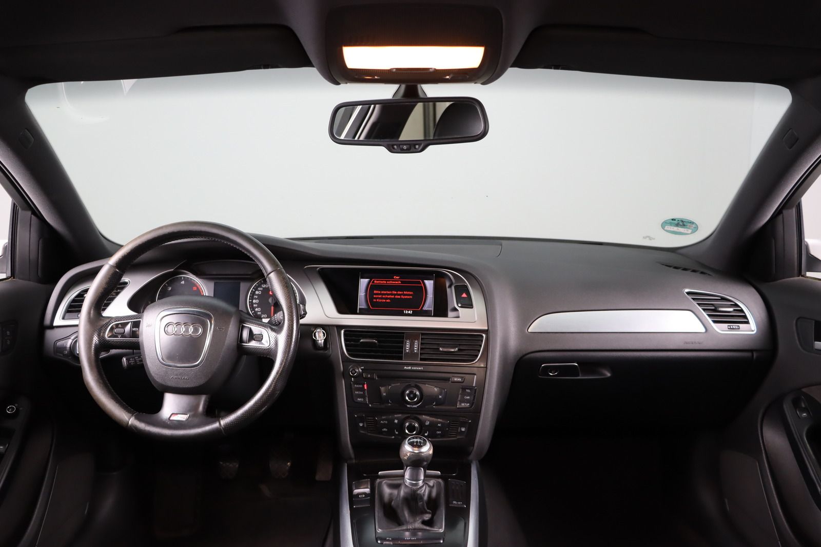 Fahrzeugabbildung Audi A4 2.0 TDI S line Avant * Sitzhzg. * Alcantara *