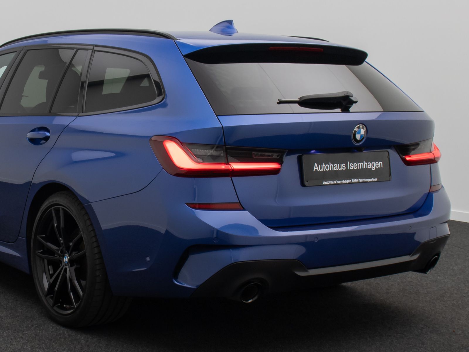 Fahrzeugabbildung BMW 320d M Sport Kamera DAB Panorama H/K 19Zoll