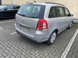 Opel Zafira 7, Sitzer 1,6 Motor - Opel Zafira: Motor