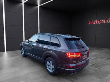 Audi Q7 - 10
