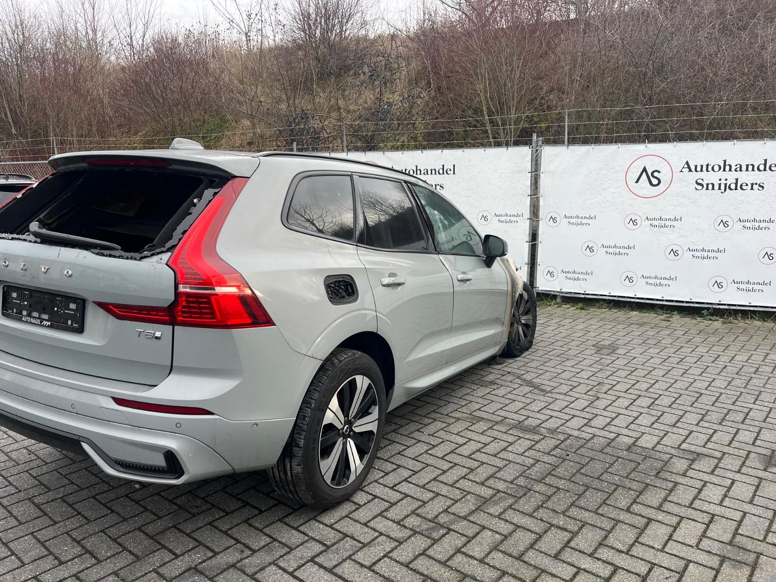 Volvo XC 60 XC60 Plus Dark Recharge Plug-In Hybrid AWD
