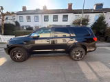 Toyota Sequoia - Toyota Sequoia: Geländewagen