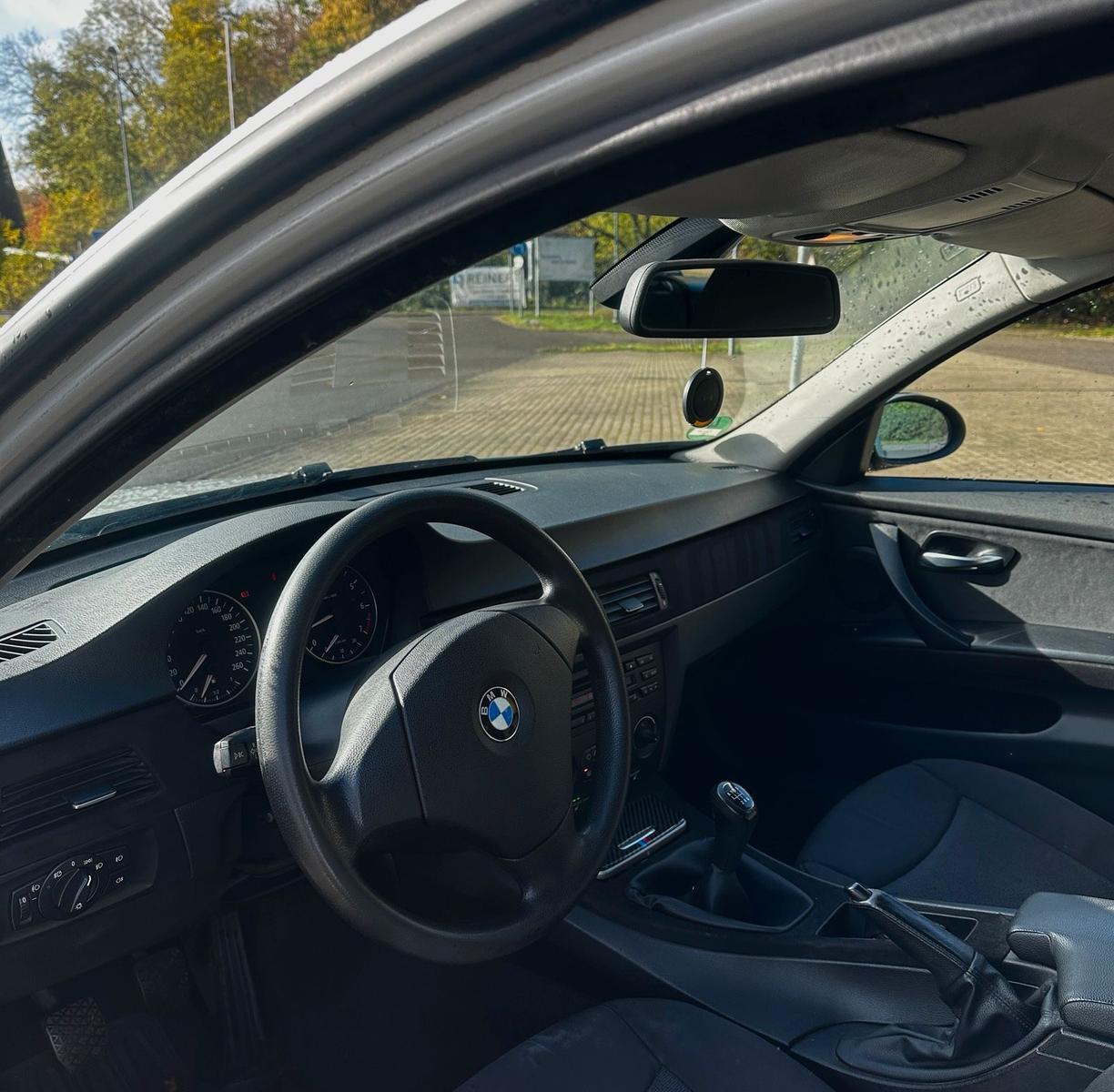 BMW 320 2005 — photo 7