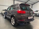 Volkswagen Tiguan R-Line Sport & Style BMT/Navi/Cam/AHK - Volkswagen Tiguan in Köln