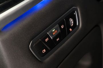 BMW X6 xDrive40d M Sport ICONIC HUD H&K ACC AHK 22"