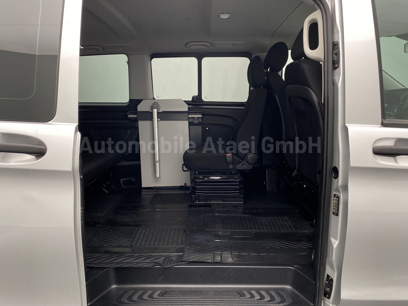 Fahrzeugabbildung Mercedes-Benz Vito Tourer Extralang 116 Aut. *2x KLIMA* (5248)