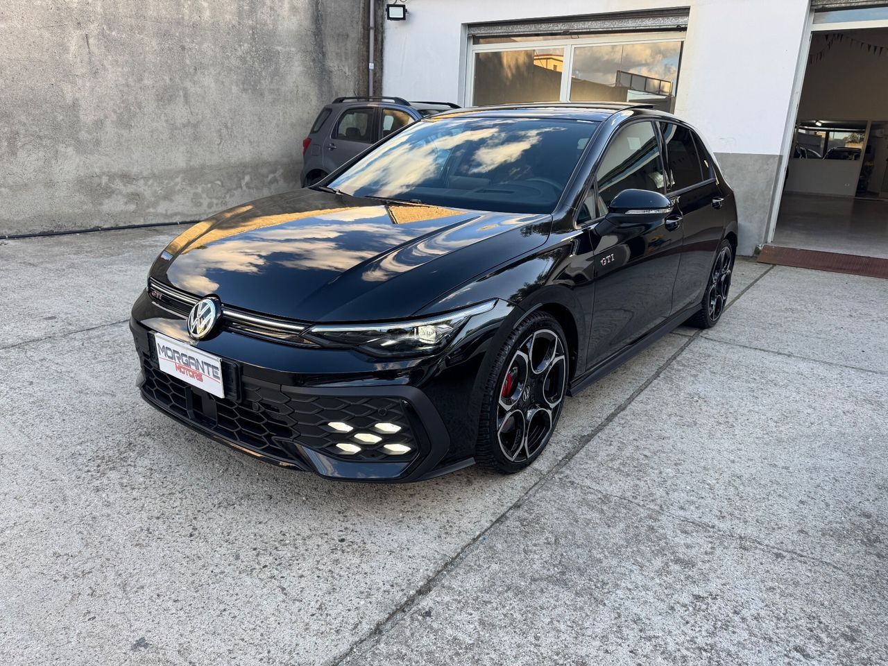 Volkswagen Golf 8.5 GTI 2.0TSI 265CV DSG imagem 2