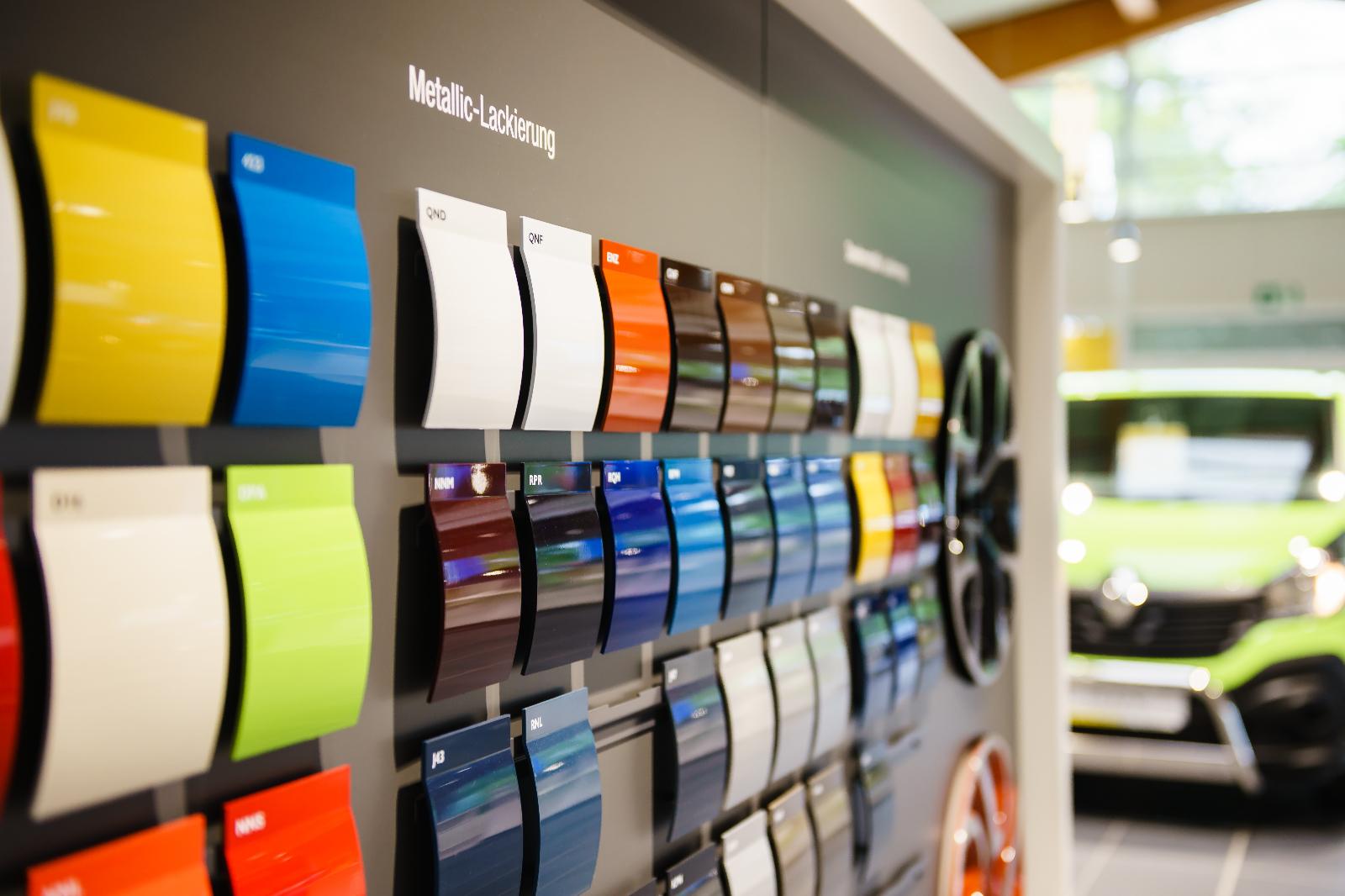 showroom-image-bottom