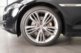 Jaguar XJ Premium Luxury 3.0 V6 Diesel 2.H Scheckheft U - Jaguar XJ mit Diesel-Antrieb: 3.0