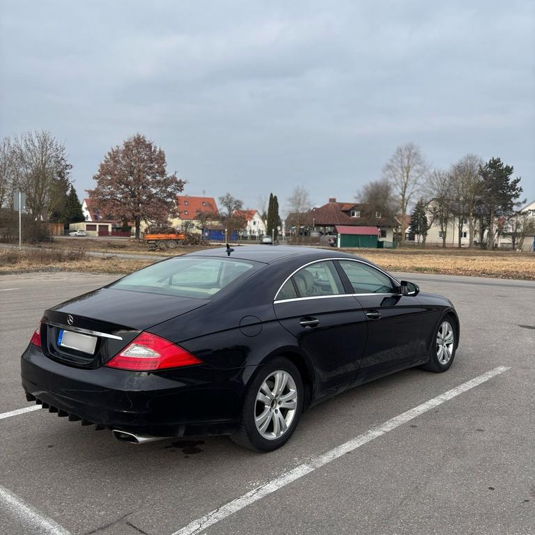 Mercedes-Benz CLS 320