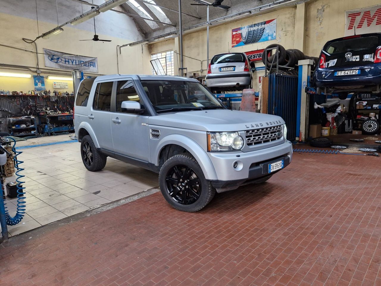 Land-Rover Discovery - 1