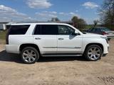 Cadillac Escalade 6.2 V8 Platinum Autom. 7 Sitze - Cadillac Escalade: 6.2