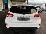 Ford Focus Lim. Cool & Connect AUTOMATIK - Ford Focus mit Benzin-Antrieb: Limousine