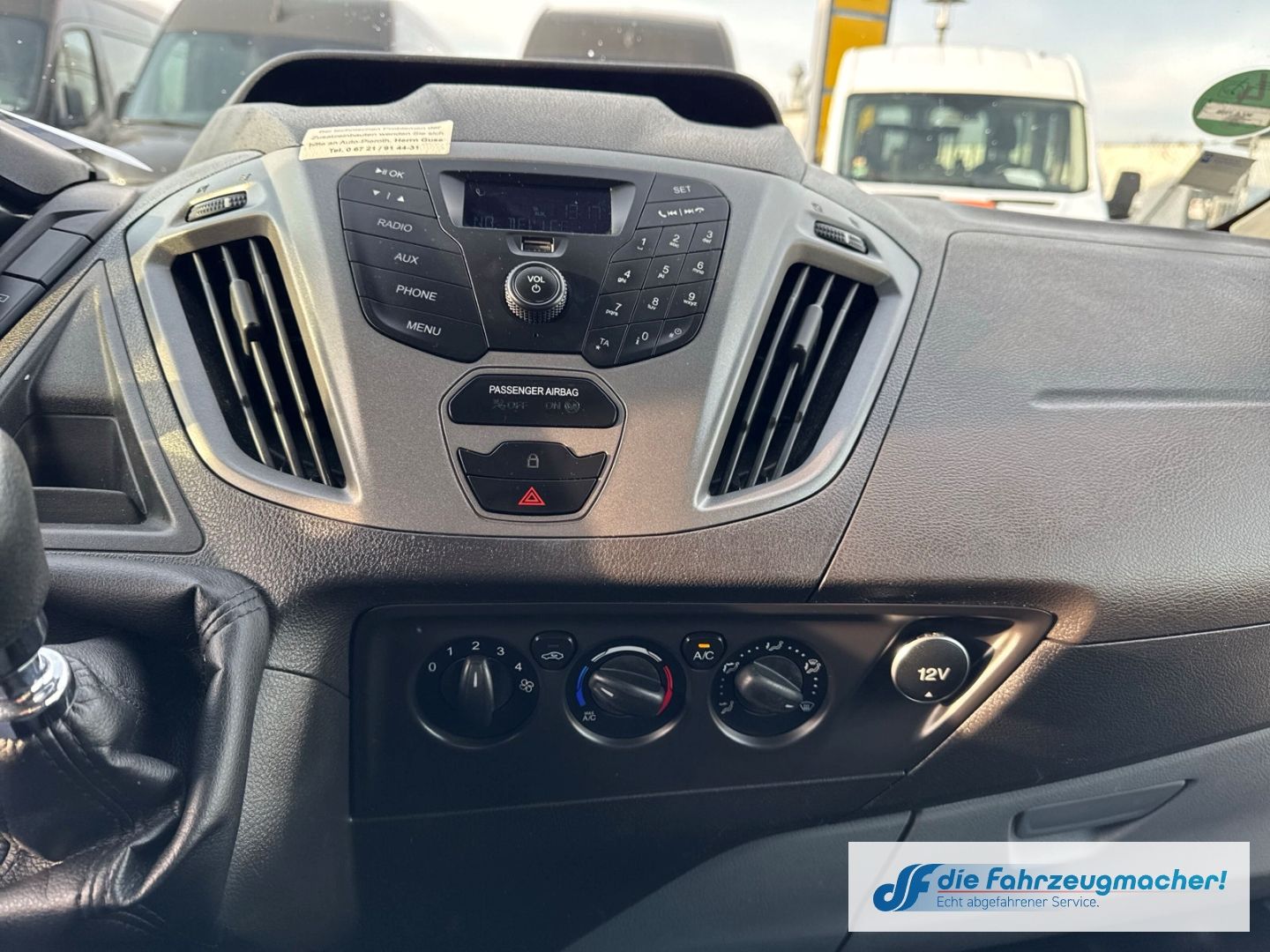 Fahrzeugabbildung Ford Transit Custom 300 L1 *7036 *KLIMA Berganfahrass