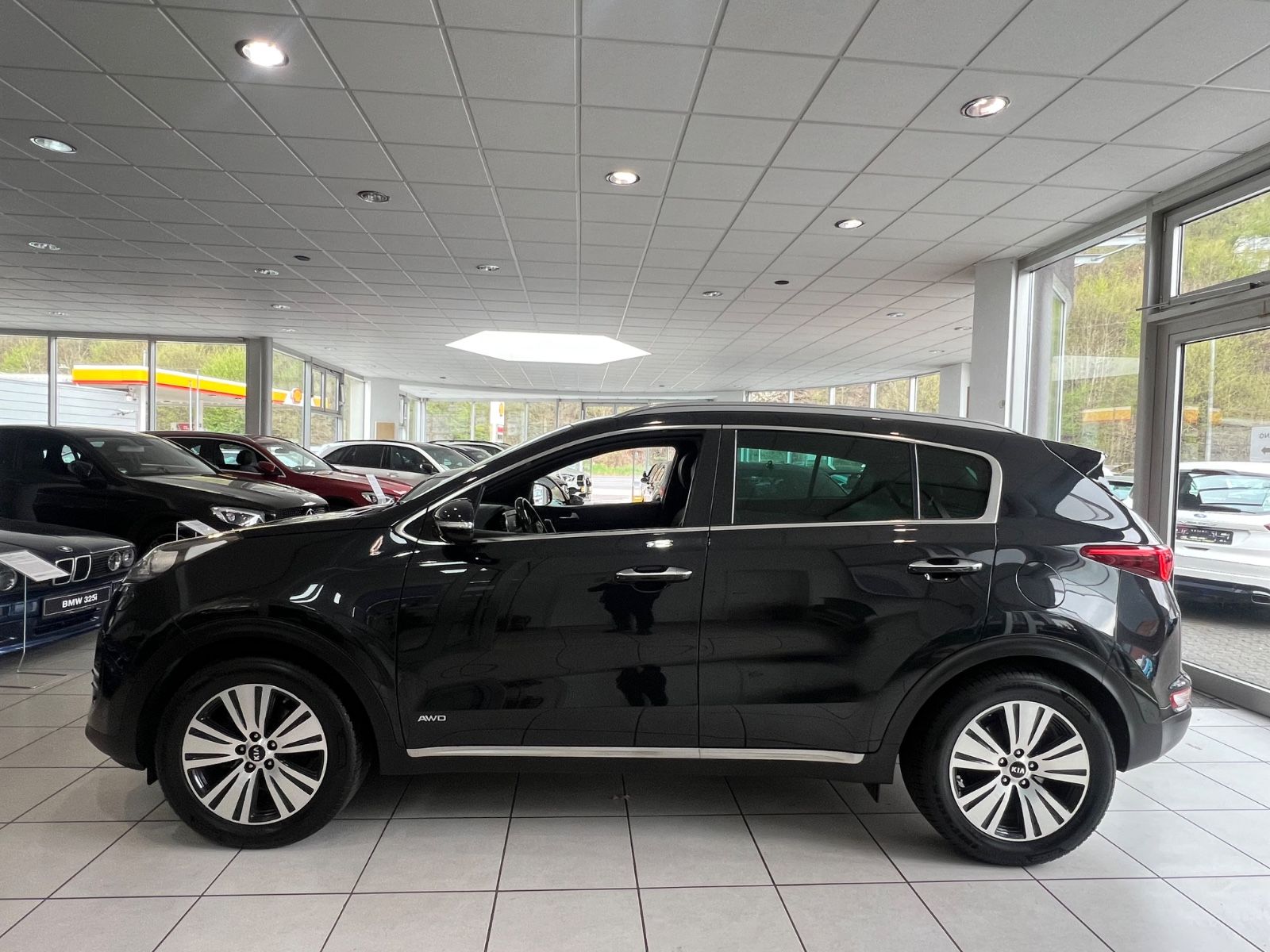 Fahrzeugabbildung Kia Sportage GT-Line 4WD Automatik *KAMERA*
