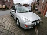 Ford Focus Turnier  1.8 - Ford Focus aus 2000: Kombi