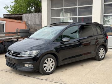 Volkswagen Touran - 3