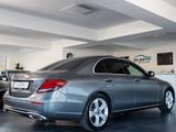 Mercedes-Benz E 350d Avantgarde/Widescreen/SHD/Comand/LED - Mercedes E 350 mit Schiebedach