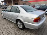 BMW 525 E39 - BMW 5er Reihe E39 mit Diesel-Antrieb