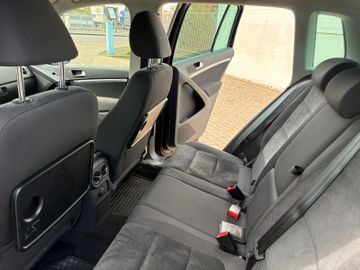 Volkswagen Tiguan - 10