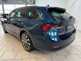 Skoda Octavia Combi 1.5 TSI First Edition ACC Navi AHK - Skoda Octavia Edition mit Benzin-Antrieb