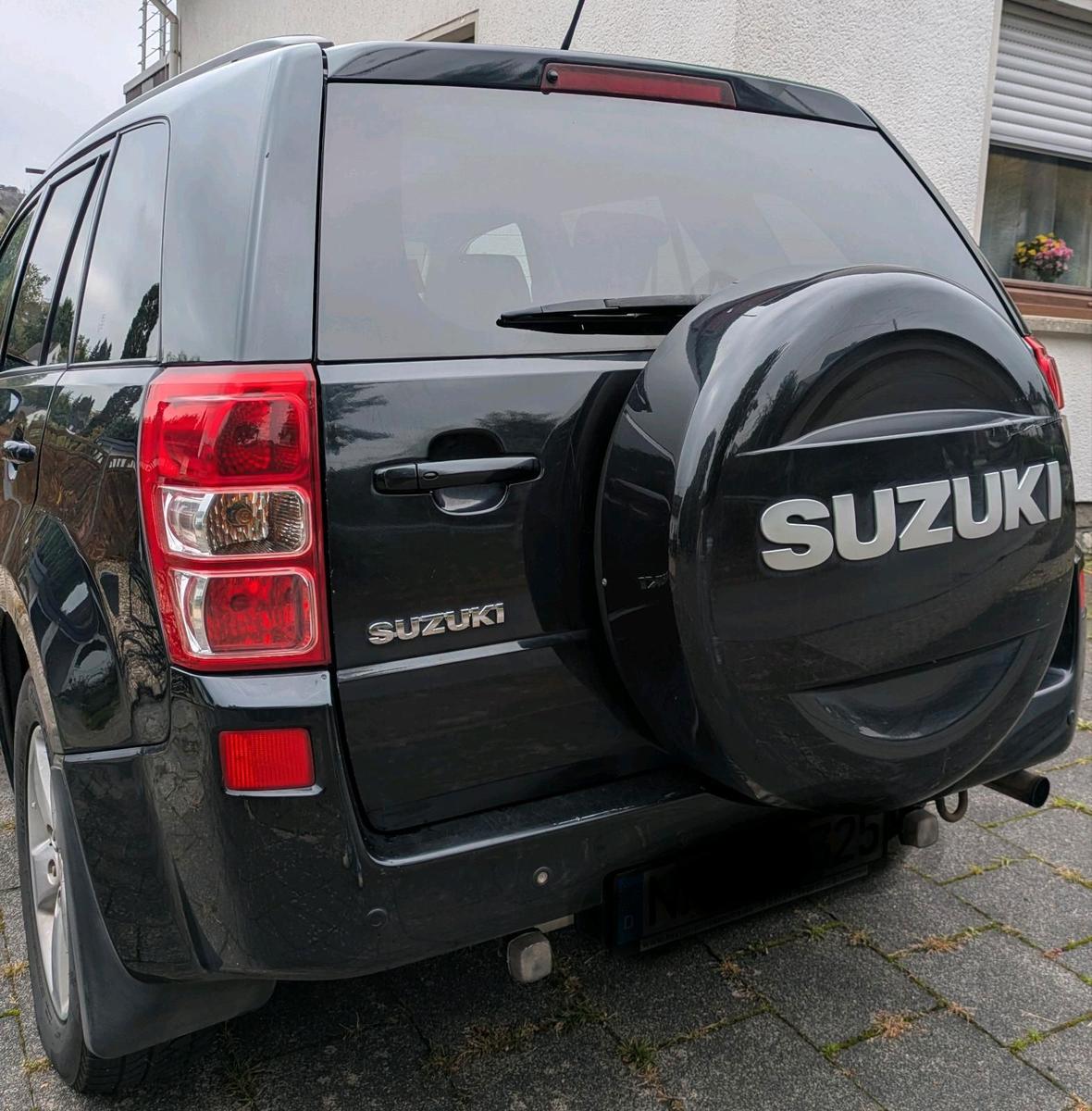 Suzuki Vitara 2006 — двигун 145 HP (107kW)