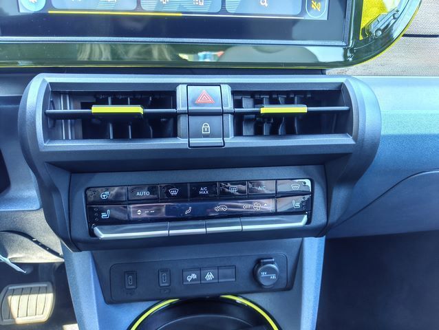 Fahrzeugabbildung Fiat Grande Panda LA PRIMA Hybrid 1.2 eDCT