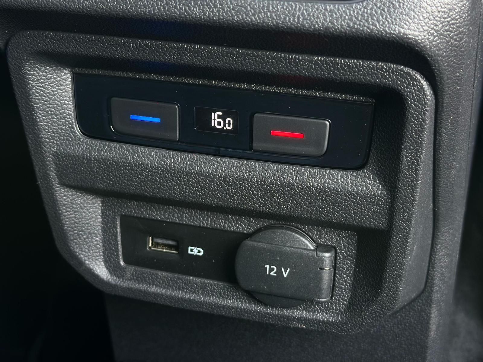 VW Tiguan Allspace 2.0TDI HIGHLINE 4M LED#HUD#PANO - Image 23