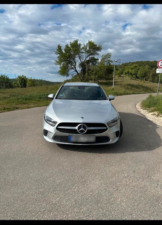 Image of Mercedes-Benz A 220